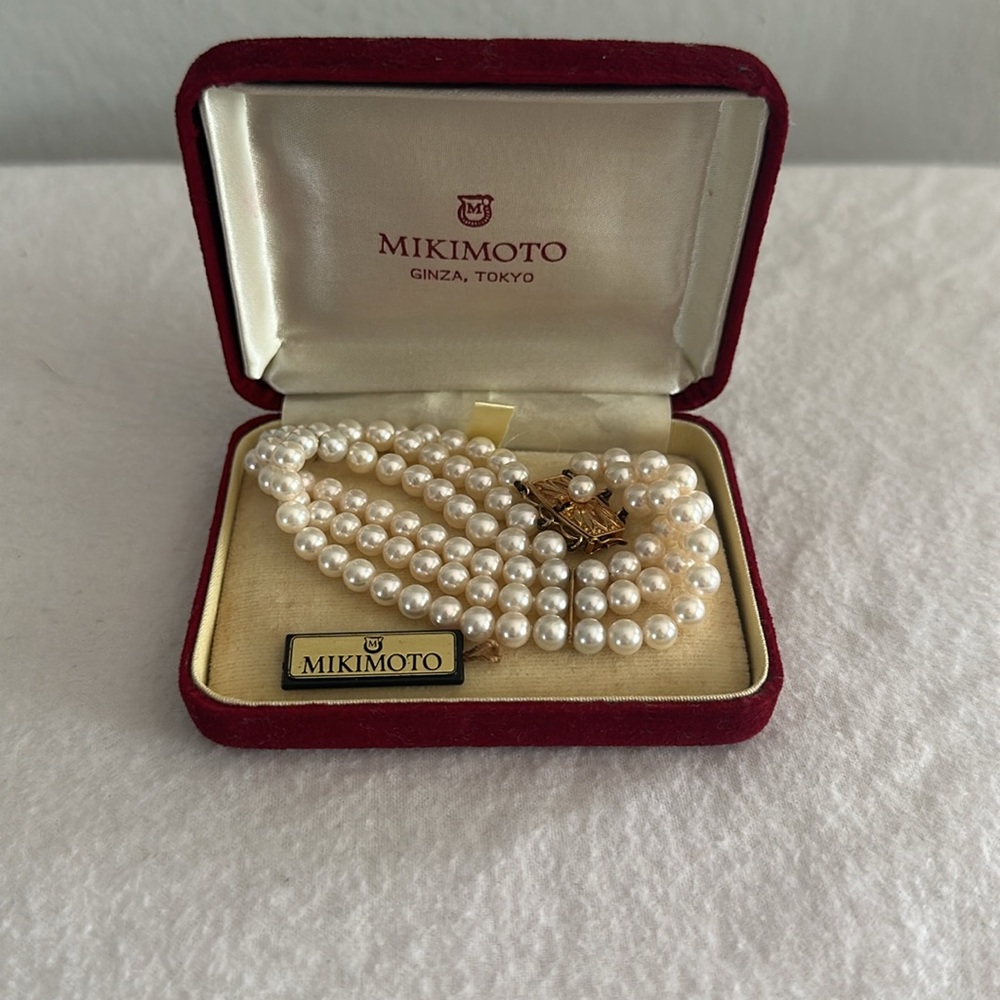 Vintage Mikimoto 18k Yellow Gold 5 1/2 - 5mm Cultured Pearl 3 Strand Bracelet - Picture 2 of 7